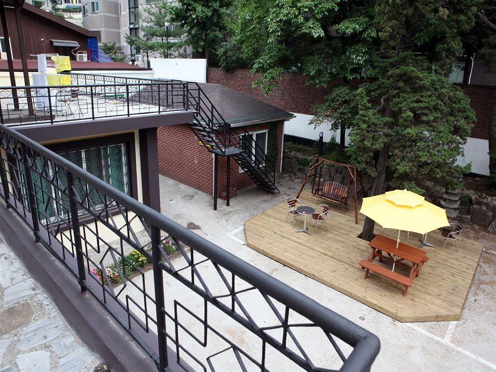24 Guesthouse Namsan Garden Seul Zewnętrze zdjęcie