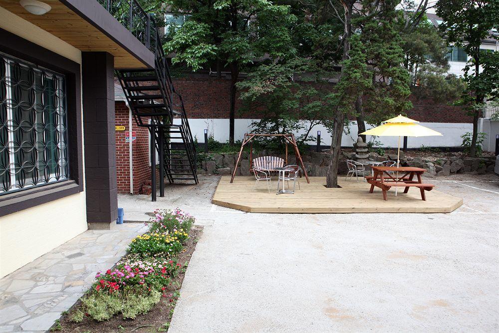 24 Guesthouse Namsan Garden Seul Zewnętrze zdjęcie