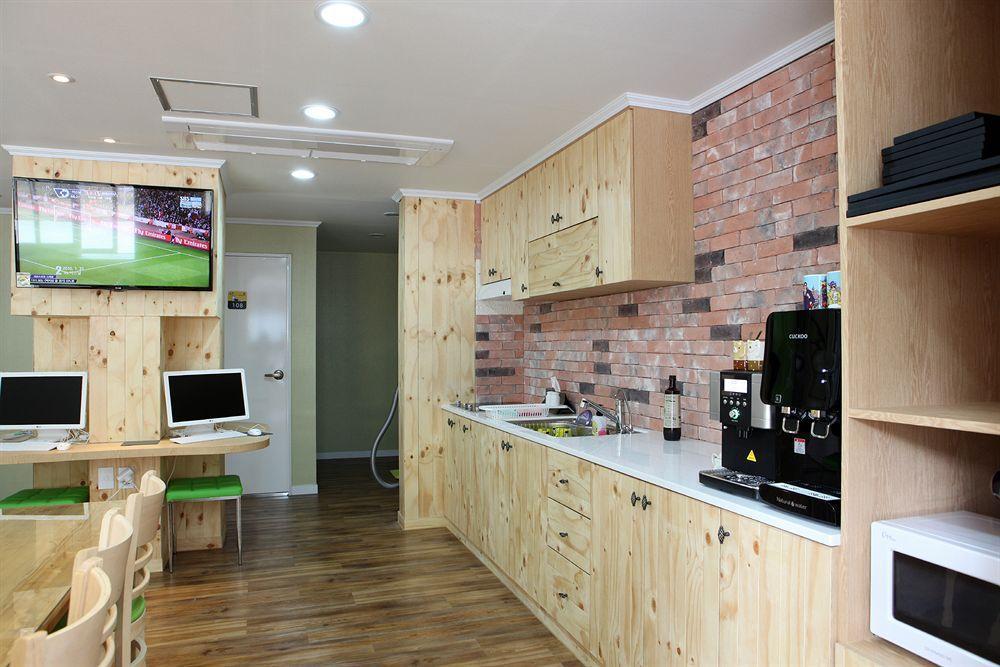 24 Guesthouse Namsan Garden Seul Zewnętrze zdjęcie
