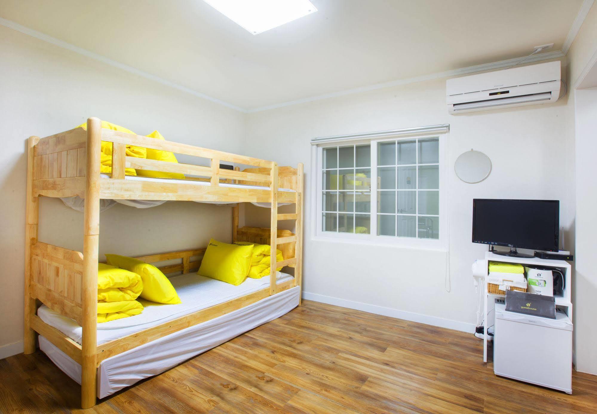 24 Guesthouse Namsan Garden Seul Zewnętrze zdjęcie